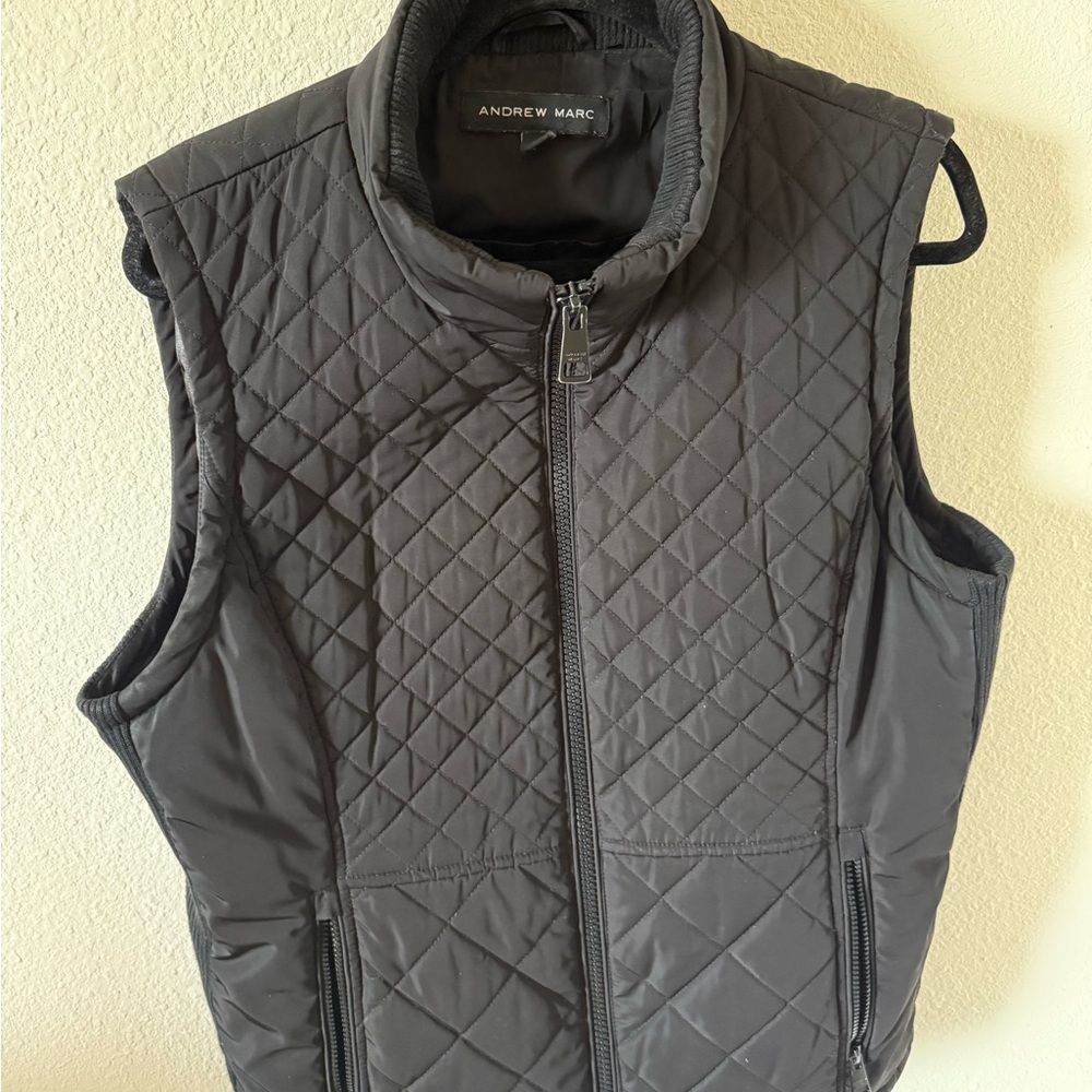 Andrew Marc Men's Charcoal Quilted Vest